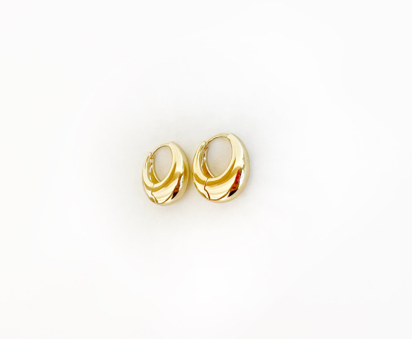 Graduated Gold Hoops