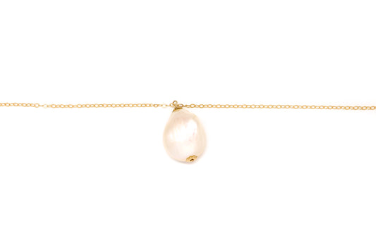 Gold Necklace With White Freshwater Pearl Pendant